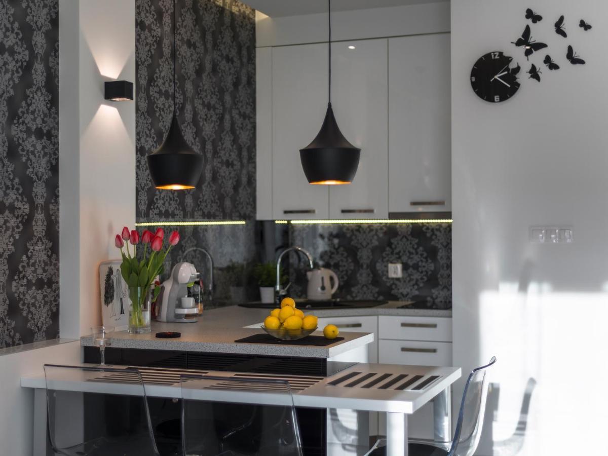 Black Pearl Apartment Cracovie Extérieur photo